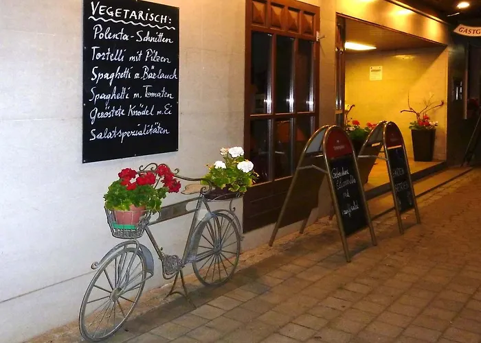 Gasthof Thaller بيت ريفي Lebring